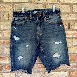 Old Navy Slim Distressed Jean Shorts | Inseam: 9” Waist 28